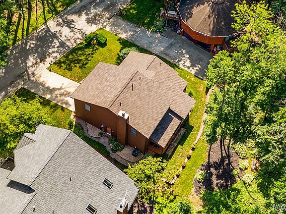 2nd image of 25 Forest Gate Dr