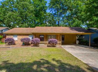 8802 Oakhaven Dr, Sherwood, AR 72120