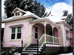 (Undisclosed Address), Ashland, OR 97520