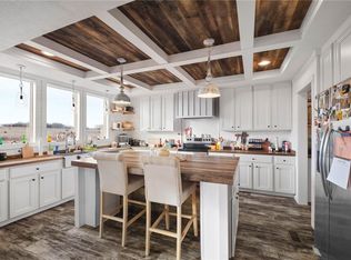 22083 Leonard Ranch Rd, Gravette, AR 72736