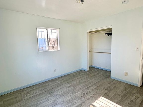 3rd image of 1354 W 110th St