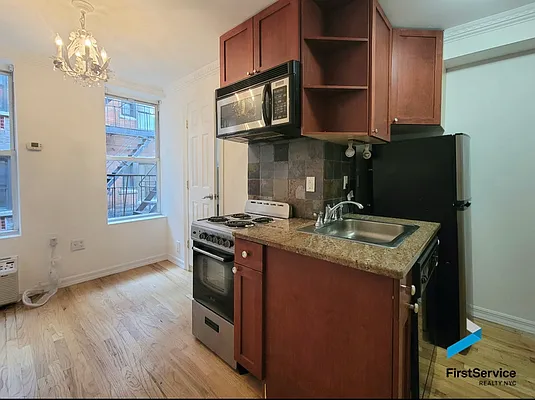 Rented by FirstService Realty (legacy) | media 2