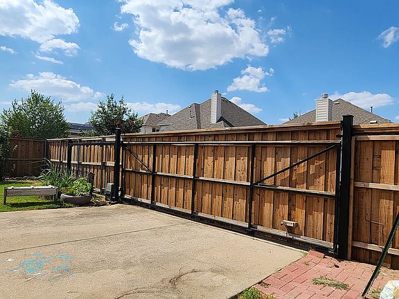 5th image of 5604 Belton Ln
