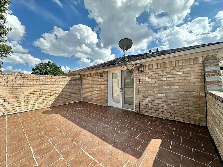 2514 Nantucket Dr #C — Photo 28