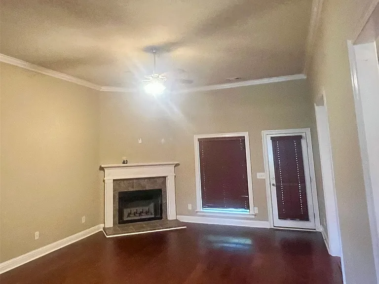 217 Winchester Way — Photo 5