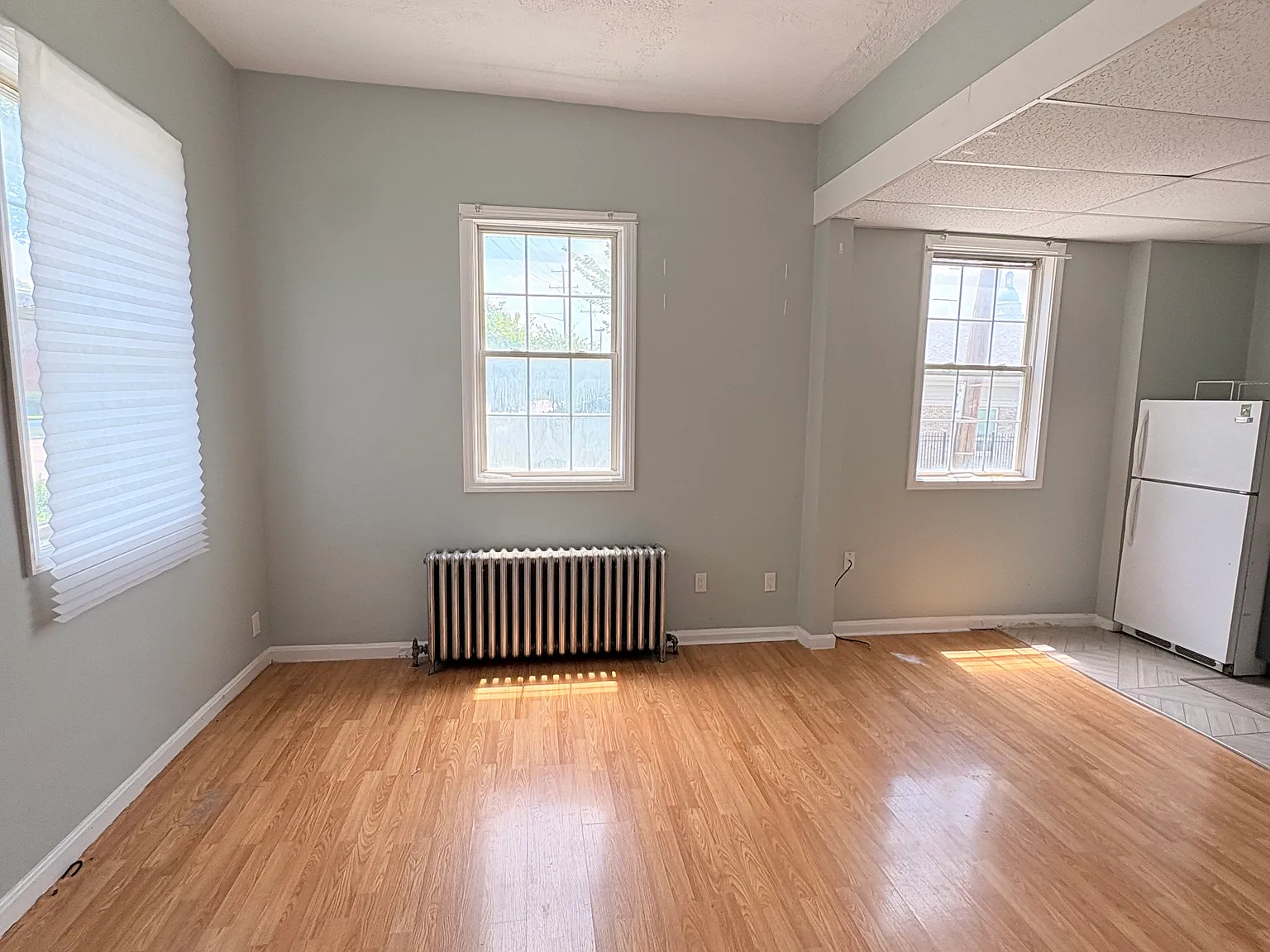 Studio, 450 sqft, $820 — Photo 2