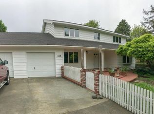 438 Annahy Dr, Fortuna, CA 95540