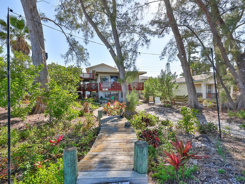 1st image of 10220 Gulf Blvd APT 1