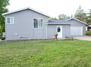 1308 5th St, Britton, SD 57430