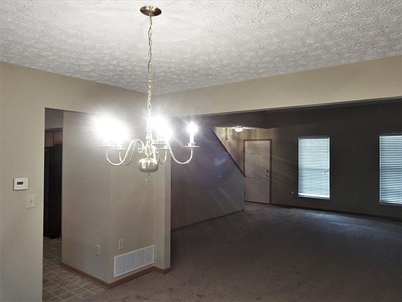 2nd image of 1006 Sandrock Ave
