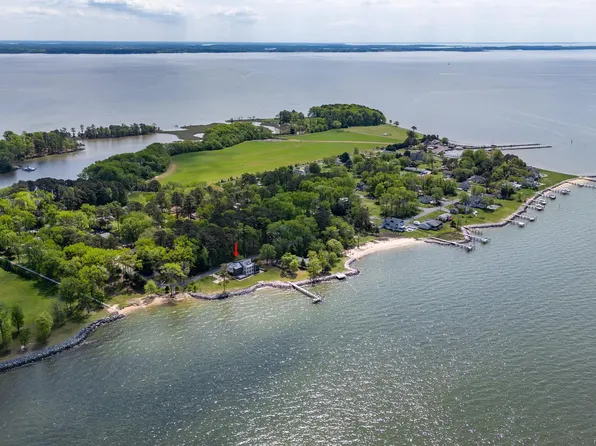 102 Chesapeake Bay Dr, Stevensville, MD 21666