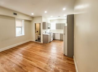 2063 Massachusetts Ave #2T, Cambridge, MA 02140