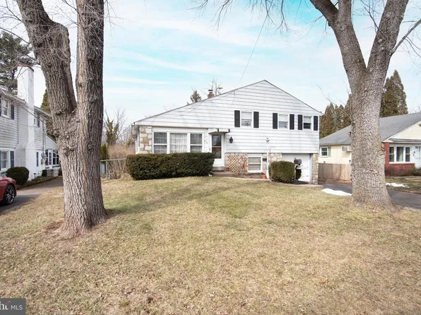 616 Green St, Lansdale, PA 19446