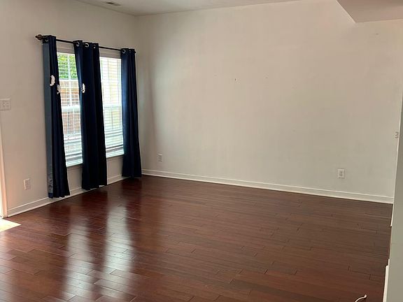 4th image of 9113 Pond Mill Ct