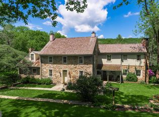 2341 Pheasant Hill Ln, Malvern, PA 19355