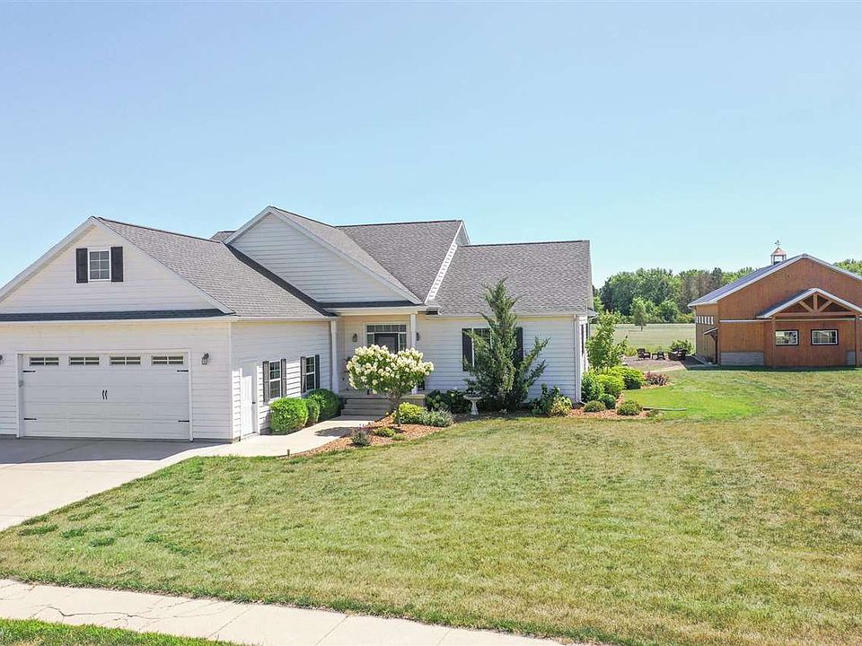 1st image of 601 39th St