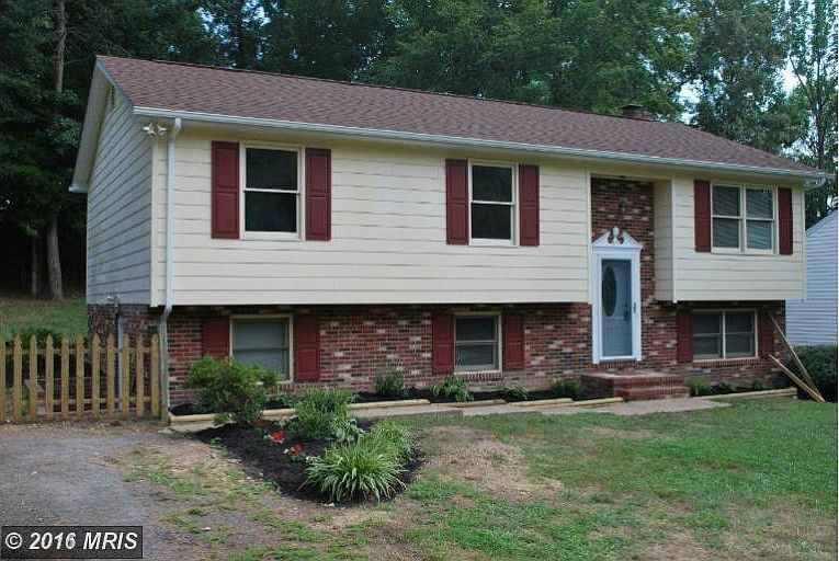 1st image of 204 Breezewood Dr