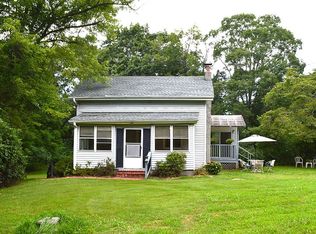 488 Enka Lake Rd, Candler, NC 28715