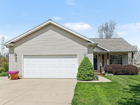 2nd image of 5926 Coddington Ln