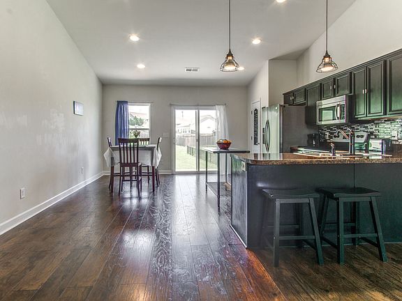 5th image of 2293 Worker Bee Dr