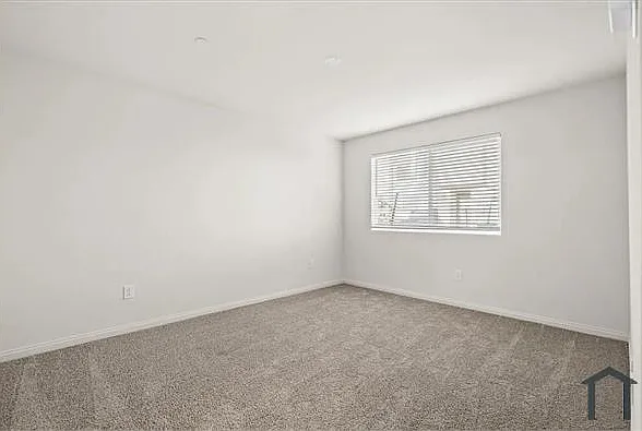 6819 Plum Crazy Ct — Photo 13