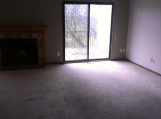 8360 Lower 138th Ct, Apple Valley, MN 55124