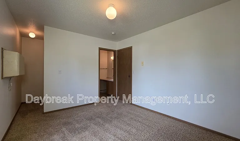 1305 34th Street Cir S #101 — Photo 5