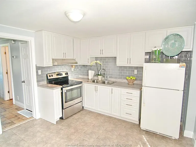 10357 Shenandoah Cres — Photo 6