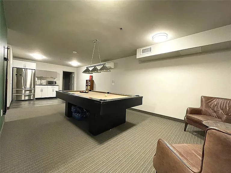 670 Hugo St S #202 — Photo 14