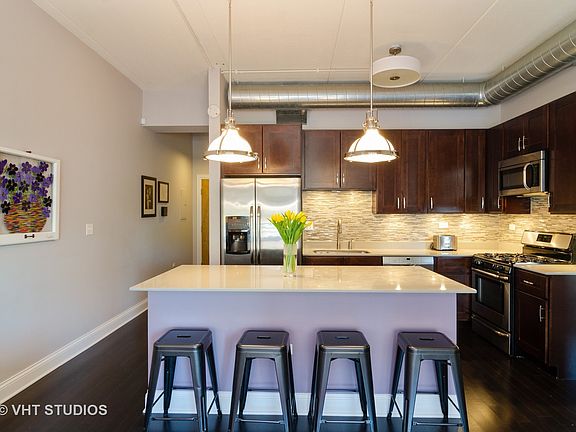 5th image of 4846 N Clark St #P-106