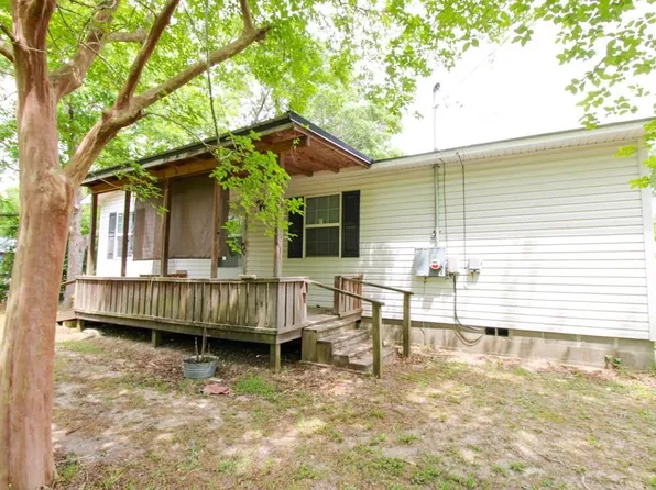 412 N Martin Luther King Jr Dr, Adel, GA 31620