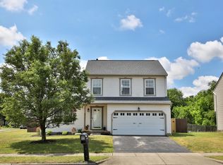 6899 Winchester Lakes Blvd, Canal Winchester, OH 43110