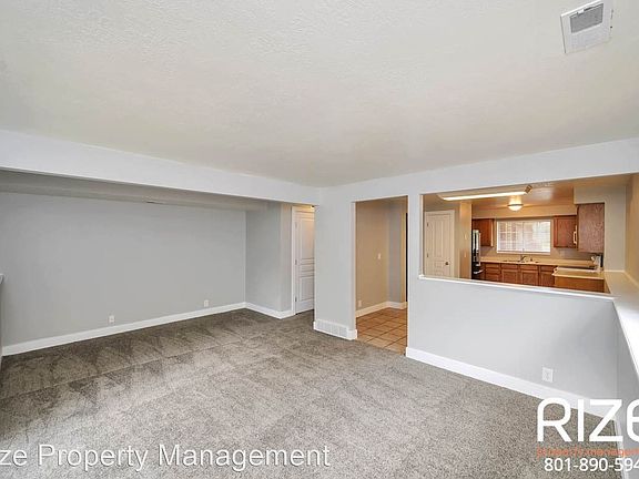 2nd image of 4717 Cathay Cir