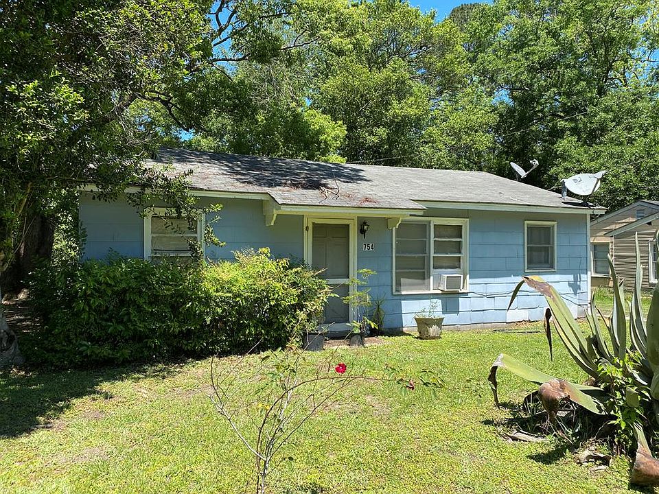 1st image of 754 E Brookwood Dr