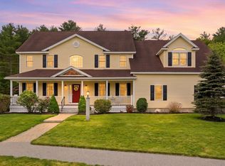 9 Boxwood Rd, Westford, MA 01886