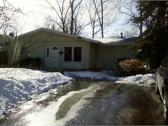 12 Derbyshire Rd photo 1