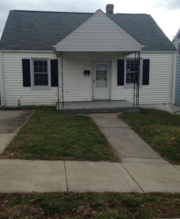 1st image of 947 Morehead Ave SE
