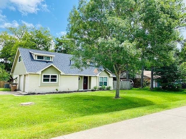 1st image of 4314 Country Club Dr