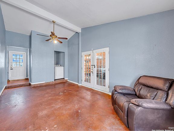 4th image of 7230 Westlyn