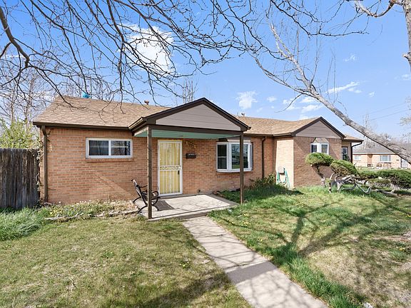 2nd image of 1681 Pueblo Ct