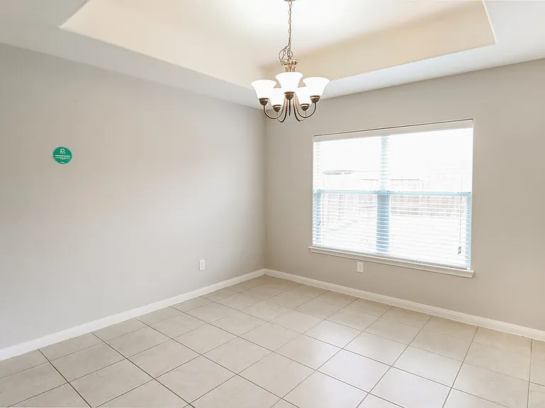 2720 Silver Sage Dr — Photo 7