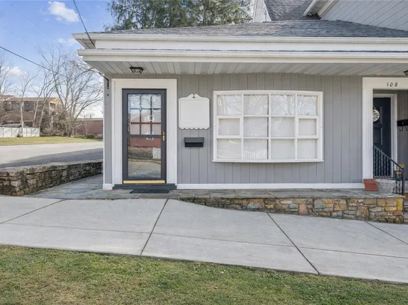 108 S Saint Clair St #B, Ligonier, PA 15658