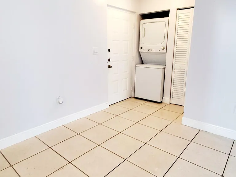 721 N Pine Island Rd #103 — Photo 18