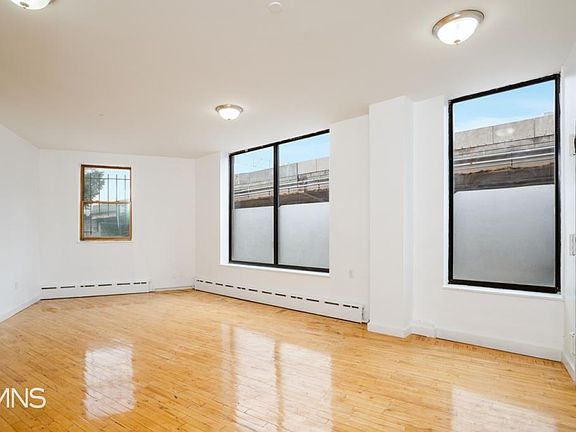 5th image of 673 Meeker Ave Ste 1