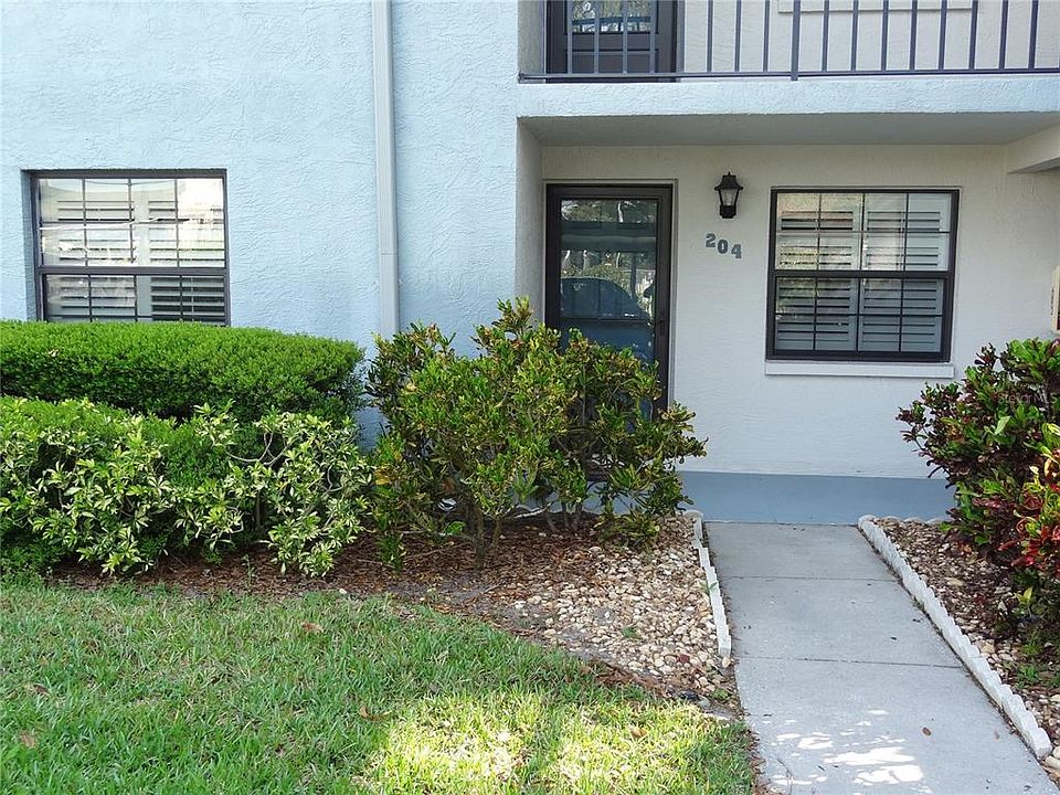 1st image of 11800 Park Blvd APT 204