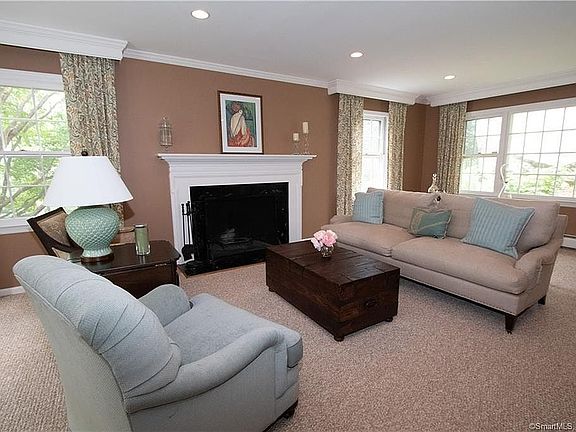 4th image of 236 W Haviland Ln