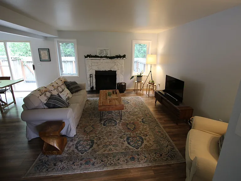 2230 Daybreak Ct — Photo 14