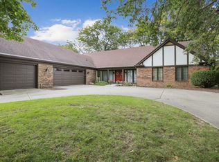 1901 Trout Valley Dr, Champaign, IL