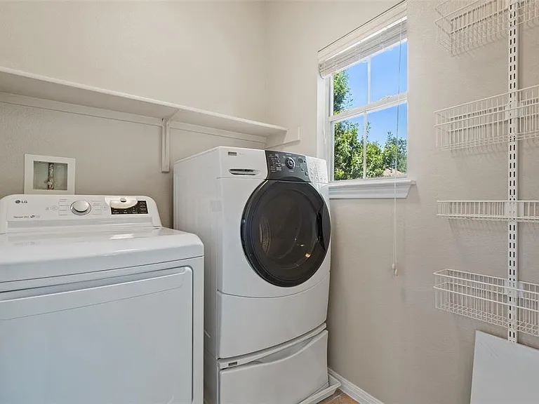 411 W Saint Elmo Rd #24 — Photo 22
