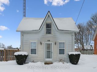 8 West St, Huron East, ON N0K1W0